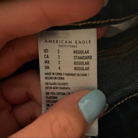 NEW American Eagle Light Wash Skinny Jeans 2 - Picture 3 of 3